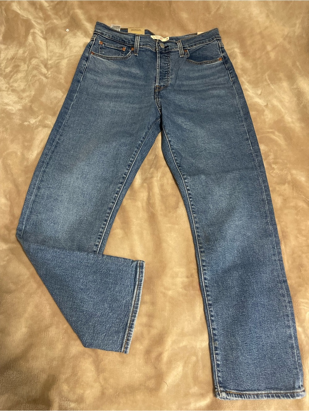 Levi's women’s Straight Jeans in Medium Blue Wash